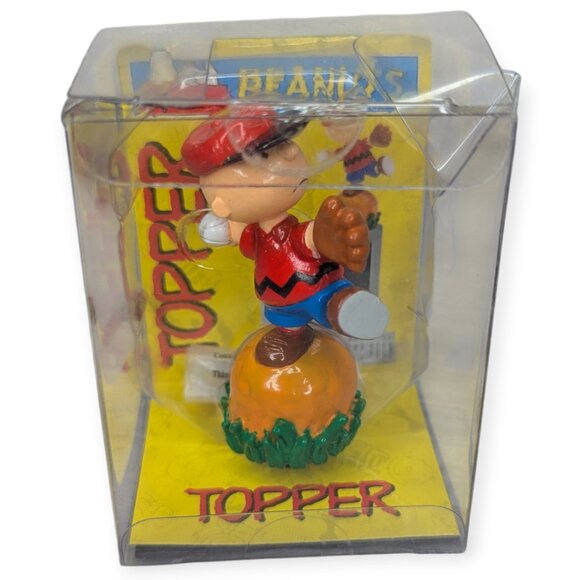 NIB Peanuts Charlie Brown Throwing Baseball Computer Topper - Picture 1 of 13